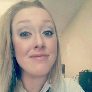 Meet your Posher, Kendra